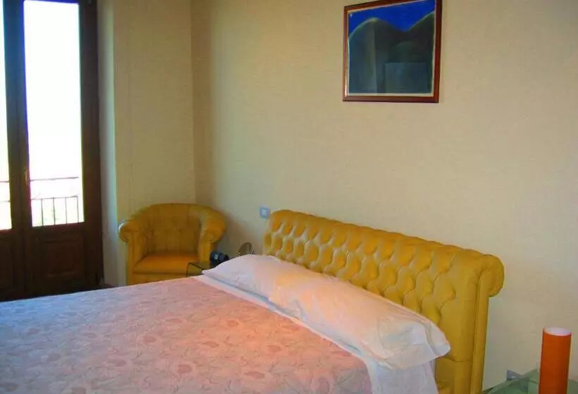 スタンダードルーム, Relais Hotel Palazzo Castriota