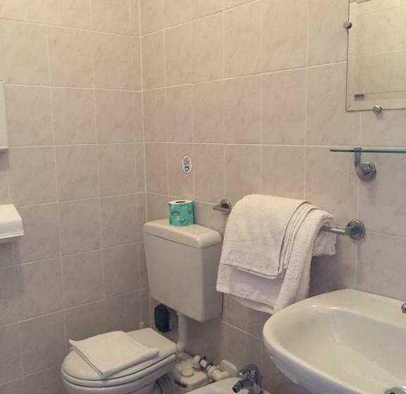 Pokój Standard, Pensione Giardino