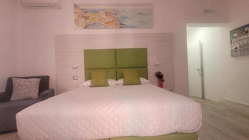 سوئیت با بالکن, Affittacamere 5 Terre Dolci Sogni