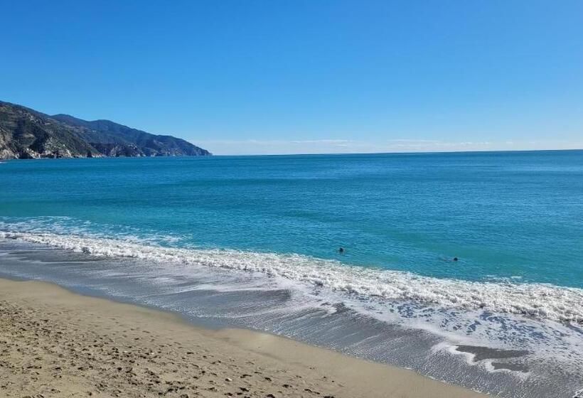 Deluxe Suite King Bed, Affittacamere 5 Terre Dolci Sogni