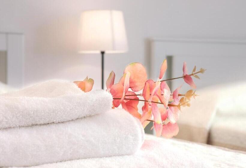 اتاق استاندارد سه نفره, Interno1 Bari Policlinico