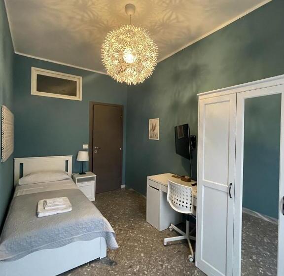 اتاق استاندارد یک نفره, Interno1 Bari Policlinico