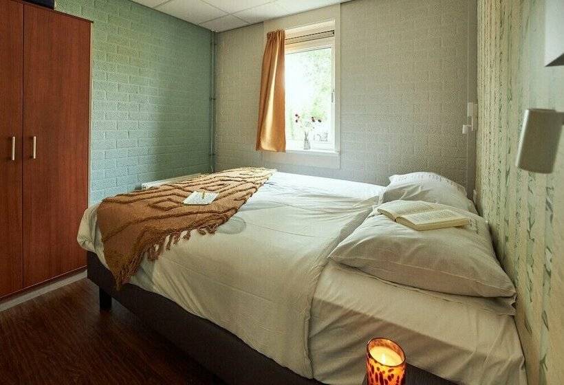 Бунгало Стандарт 2 Спальни, Vakantiepark Dierenbos