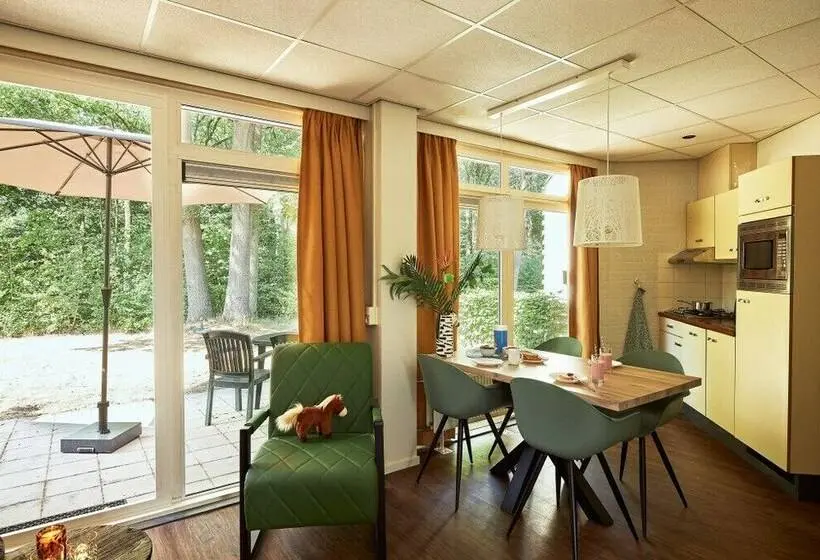バンガローの２ベッドスタンダードルーム, Vakantiepark Dierenbos