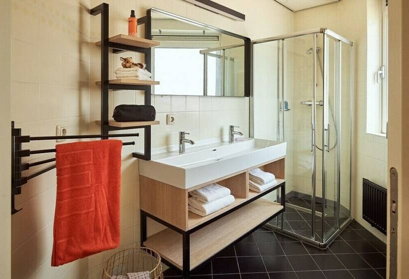 Бунгало Стандарт 2 Спальни, Vakantiepark Dierenbos