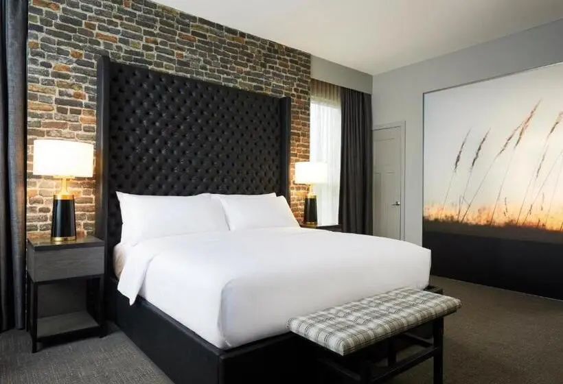 バルコニー付きスタンダードルーム, Archer Hotel Tysons