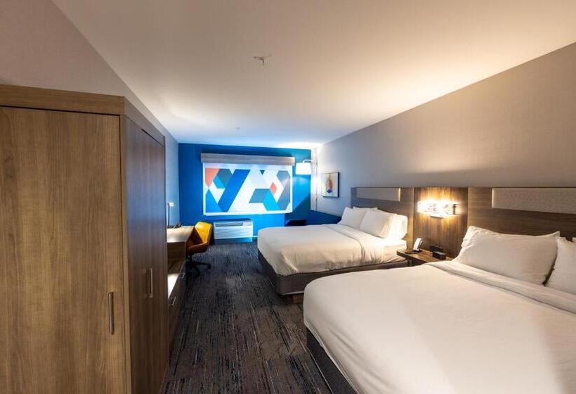 Люкс, Holiday Inn Express & Suites   Harrisonburg University Area , An Ihg