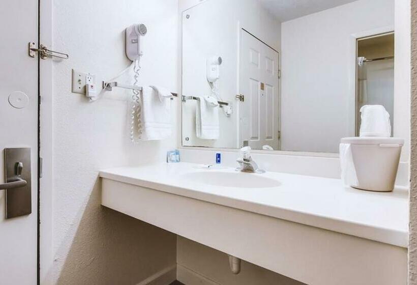 غرفة ديلوكس, Sky Palace Inn & Suites Mccook