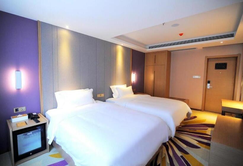 Номер бизнес-класса, Lavande Hotel Gulin Railway Station Shangzhi Alley