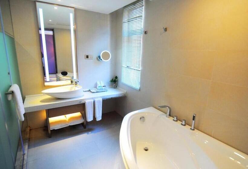 家庭间, Lavande Hotel Gulin Railway Station Shangzhi Alley