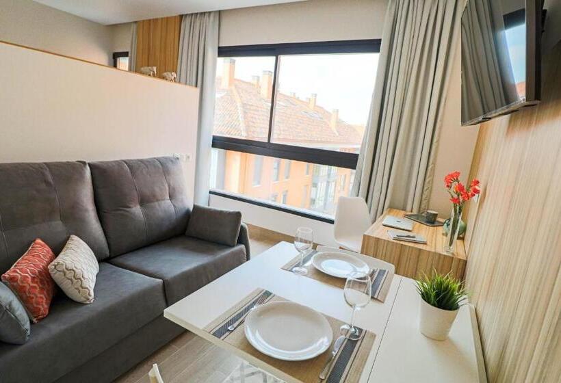 استودیوی استاندارد, Studios Cielo Madrid