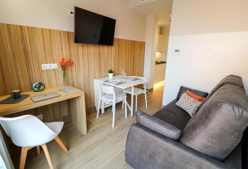 استودیوی استاندارد, Studios Cielo Madrid