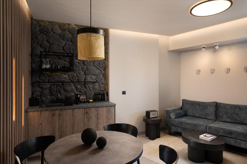 Suite Comfort, Apikia Santorini   Adults Only