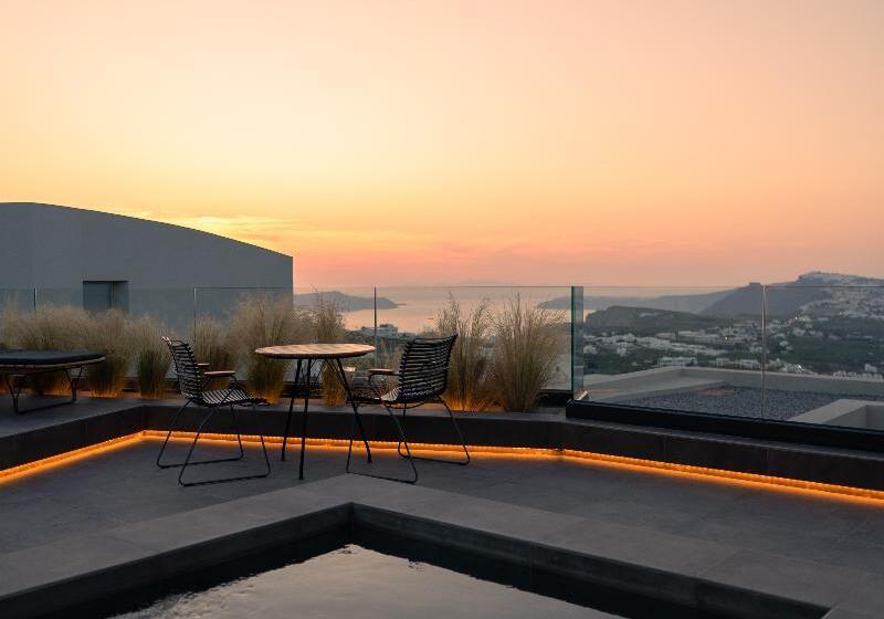 Suite Supérieure, Apikia Santorini   Adults Only