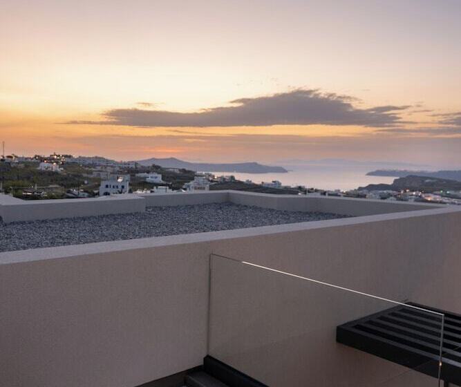 Suite Vue Mer, Apikia Santorini   Adults Only