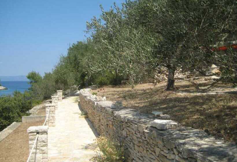 Дом 2 Спальни, Stone House Mia   Prihonja