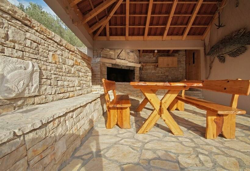 침실 2개 주택, Stone House Mia   Prihonja