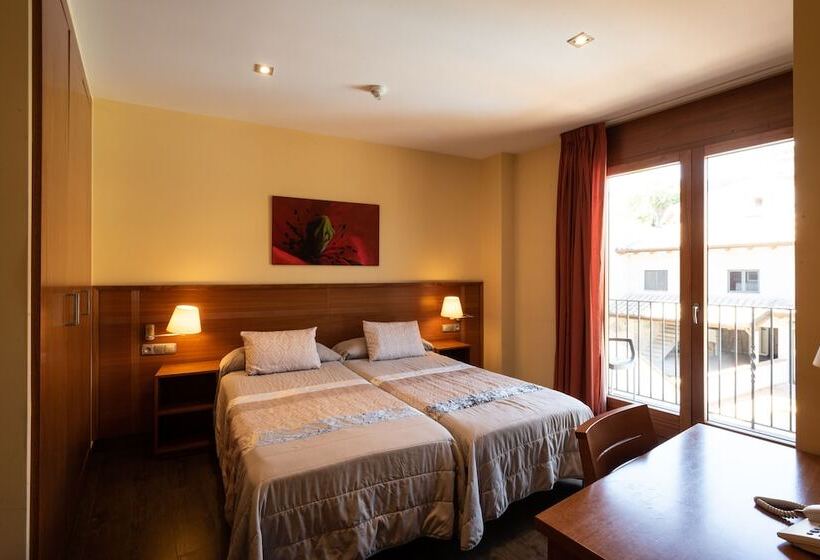 Номер Стандарт, Aparthotel Cal Marçal