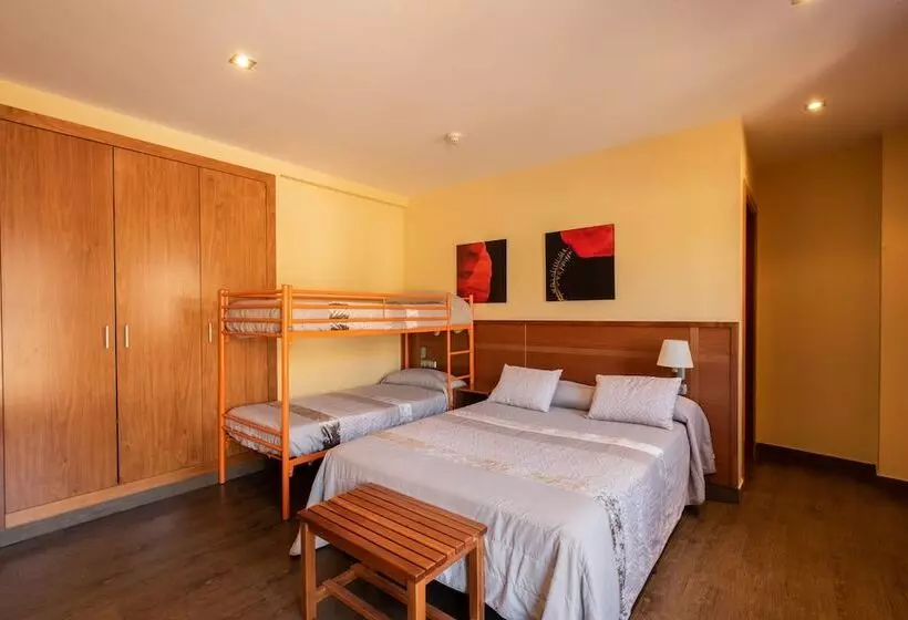 Perhehuone, Aparthotel Cal Marçal