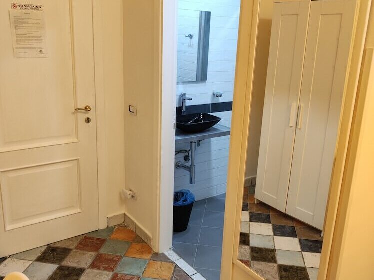 اتاق استاندارد, Firenze32
