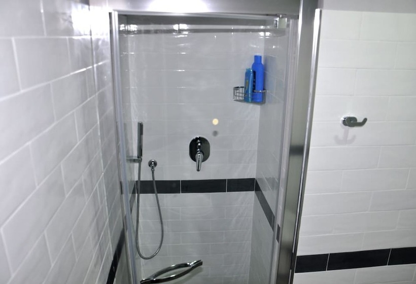 اتاق استاندارد سه نفره, Firenze32