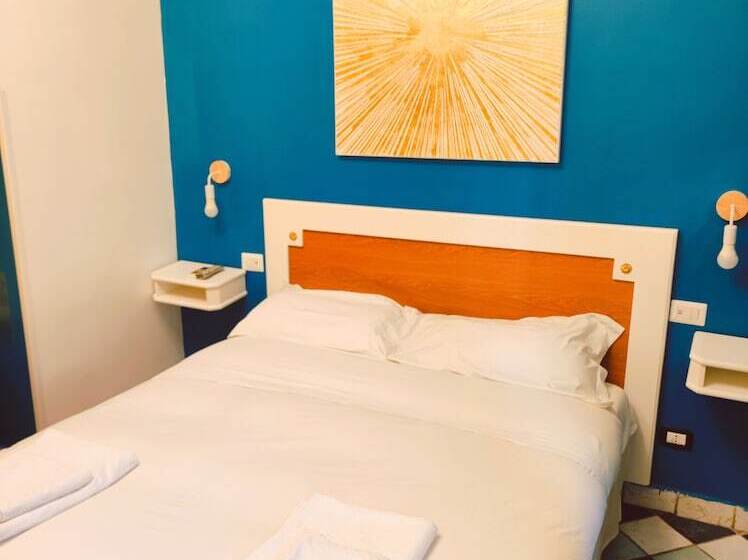 اتاق استاندارد چهار تخته, Firenze32