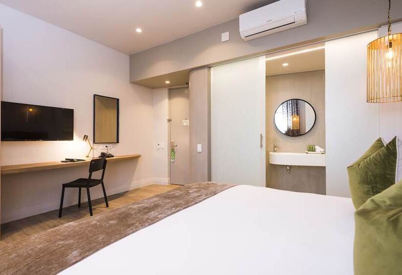 غرفة قياسية, Aha The Rex