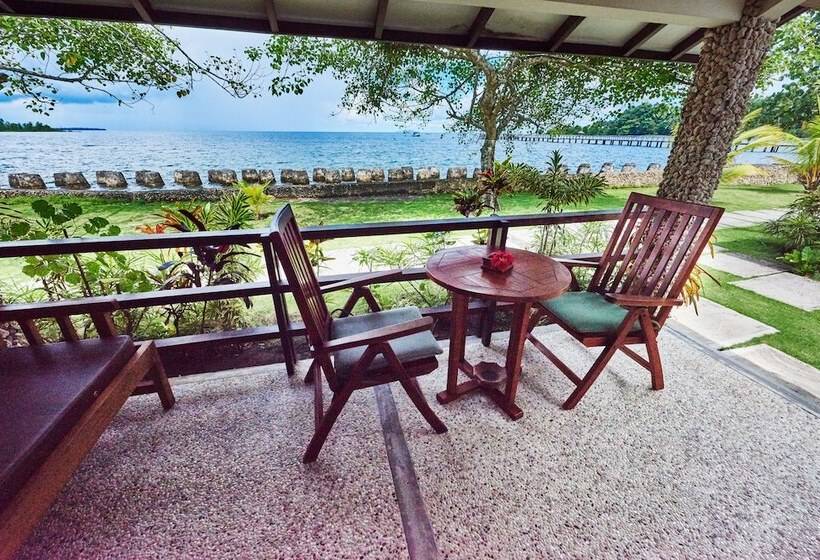 디럭스 룸 바다 전망, Cocotinos Manado