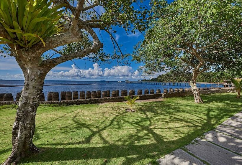 디럭스 룸 바다 전망, Cocotinos Manado