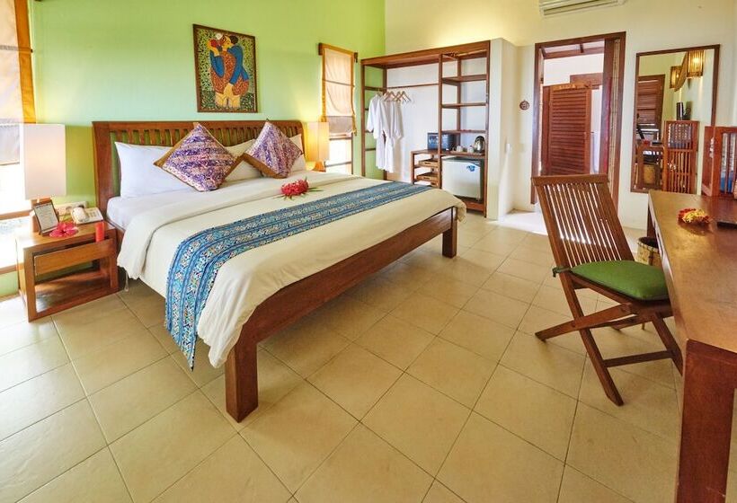 디럭스 룸 바다 전망, Cocotinos Manado