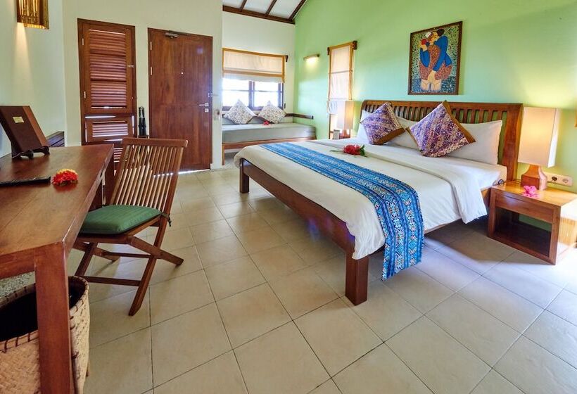 디럭스 룸 바다 전망, Cocotinos Manado