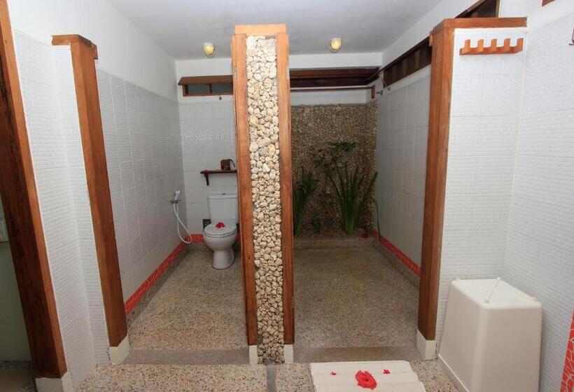 스탠다드 룸 가든 전망, Cocotinos Manado