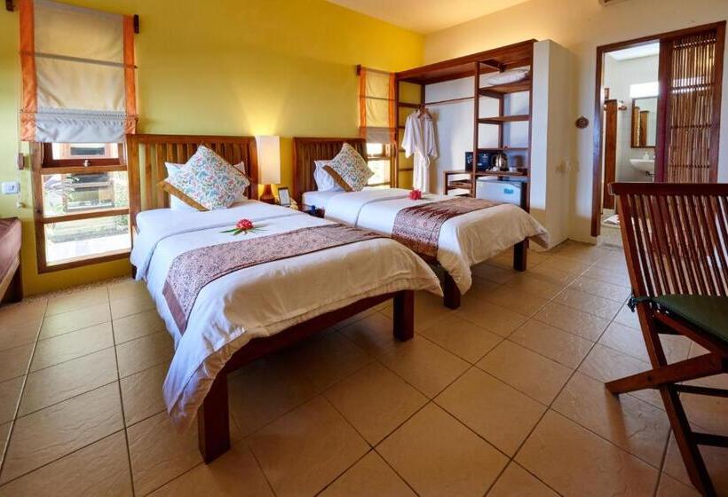 스탠다드 룸 가든 전망, Cocotinos Manado