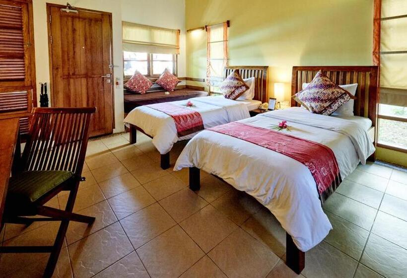 스탠다드 룸 가든 전망, Cocotinos Manado