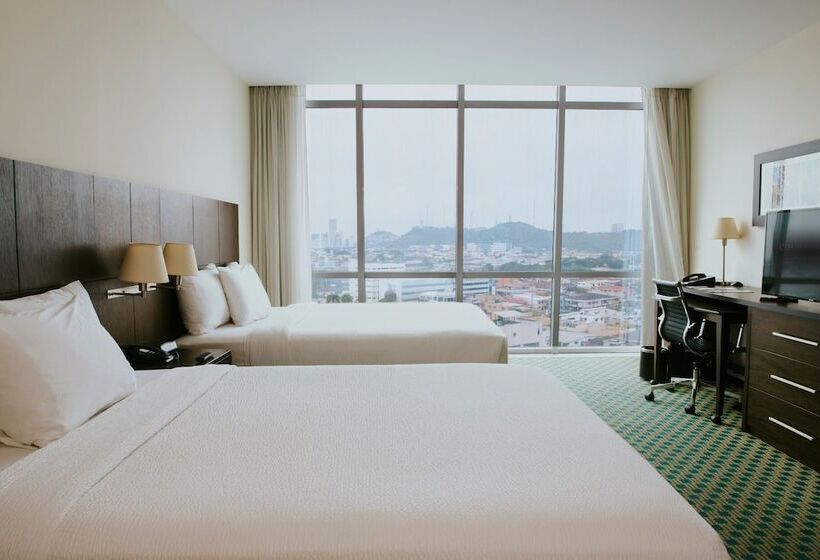 غرفه قياسيه سريرين مزدوجين, Courtyard By Marriott Guayaquil