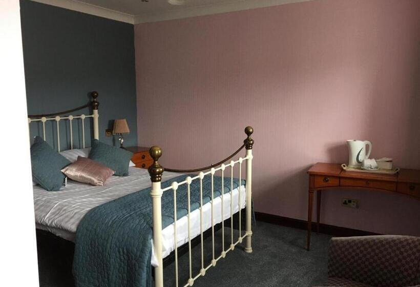 Номер Стандарт, The George & Dragon