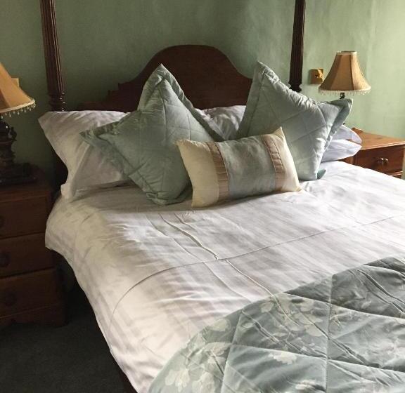 Номер Deluxe, The George & Dragon