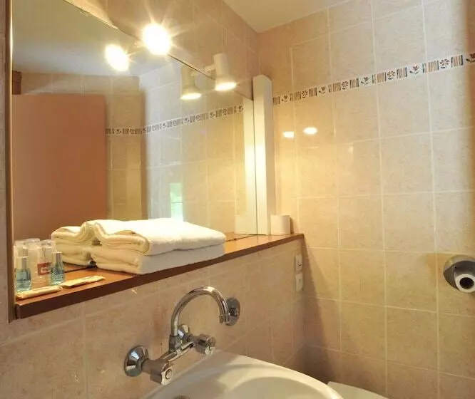 スタンダードルーム, Hôtel Le Relais De Trans