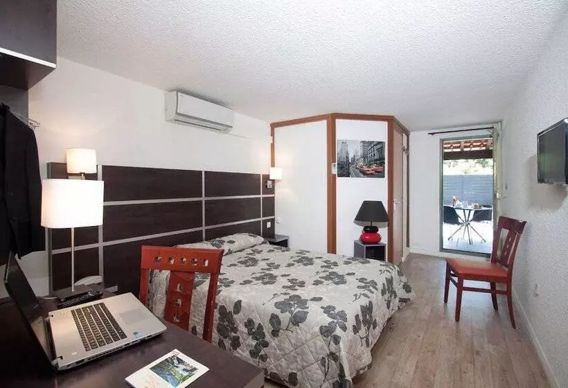スタンダードシングルルーム, Hôtel Le Relais De Trans