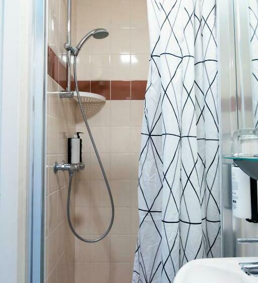 اتاق استاندارد, Quentin Amsterdam