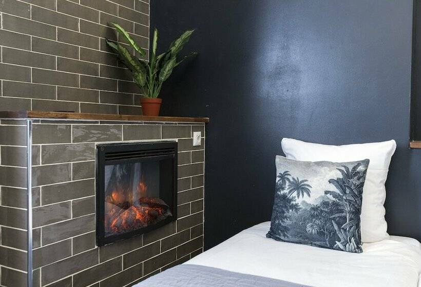 اتاق استاندارد سه نفره, Quentin Amsterdam