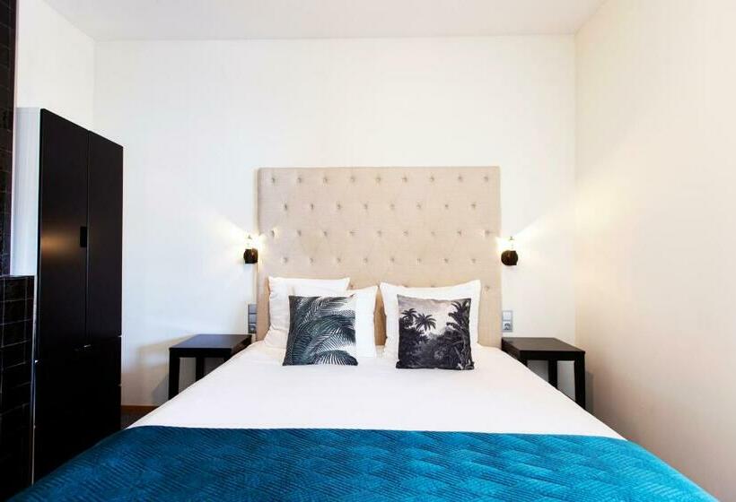 سوییت لوکس, Quentin Amsterdam