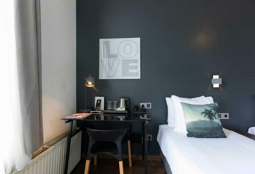 اتاق استاندارد با چشم‌انداز, Quentin Amsterdam