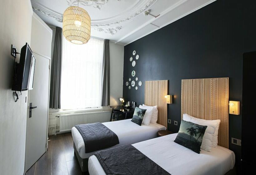 اتاق استاندارد با چشم‌انداز, Quentin Amsterdam