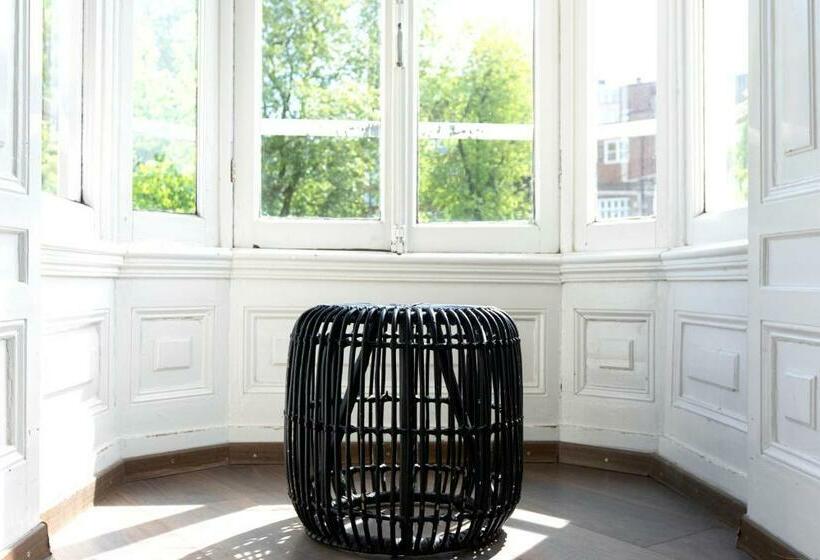 اتاق استاندارد سه تخته با چشم‌انداز, Quentin Amsterdam