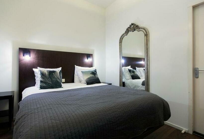 اتاق عادی, Quentin Amsterdam