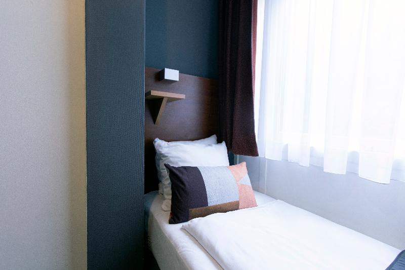 اتاق استاندارد یک نفره, Quentin Amsterdam