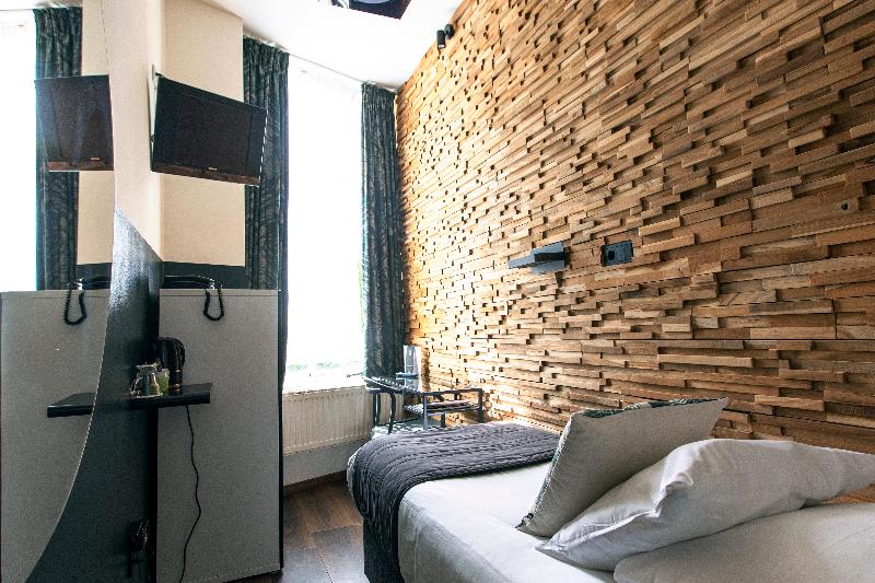 اتاق استاندارد یک نفره, Quentin Amsterdam