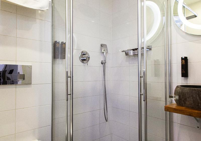 اتاق استاندارد, Quentin Amsterdam