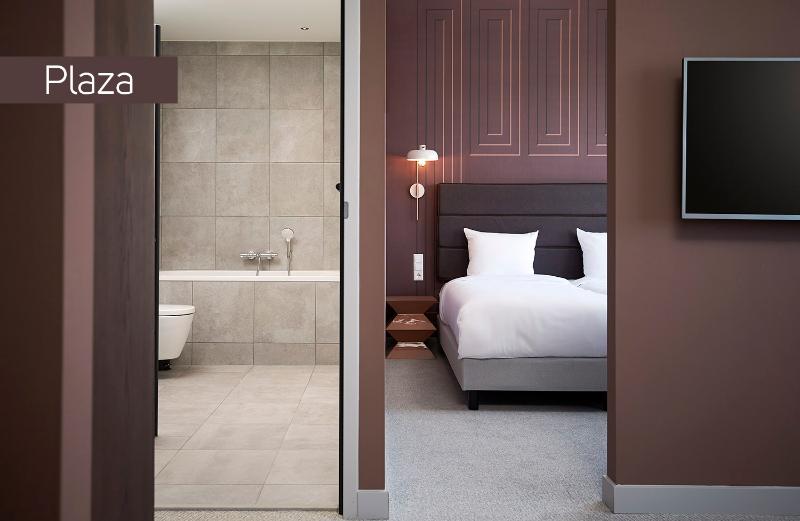 سوییت لوکس, Quentin Amsterdam